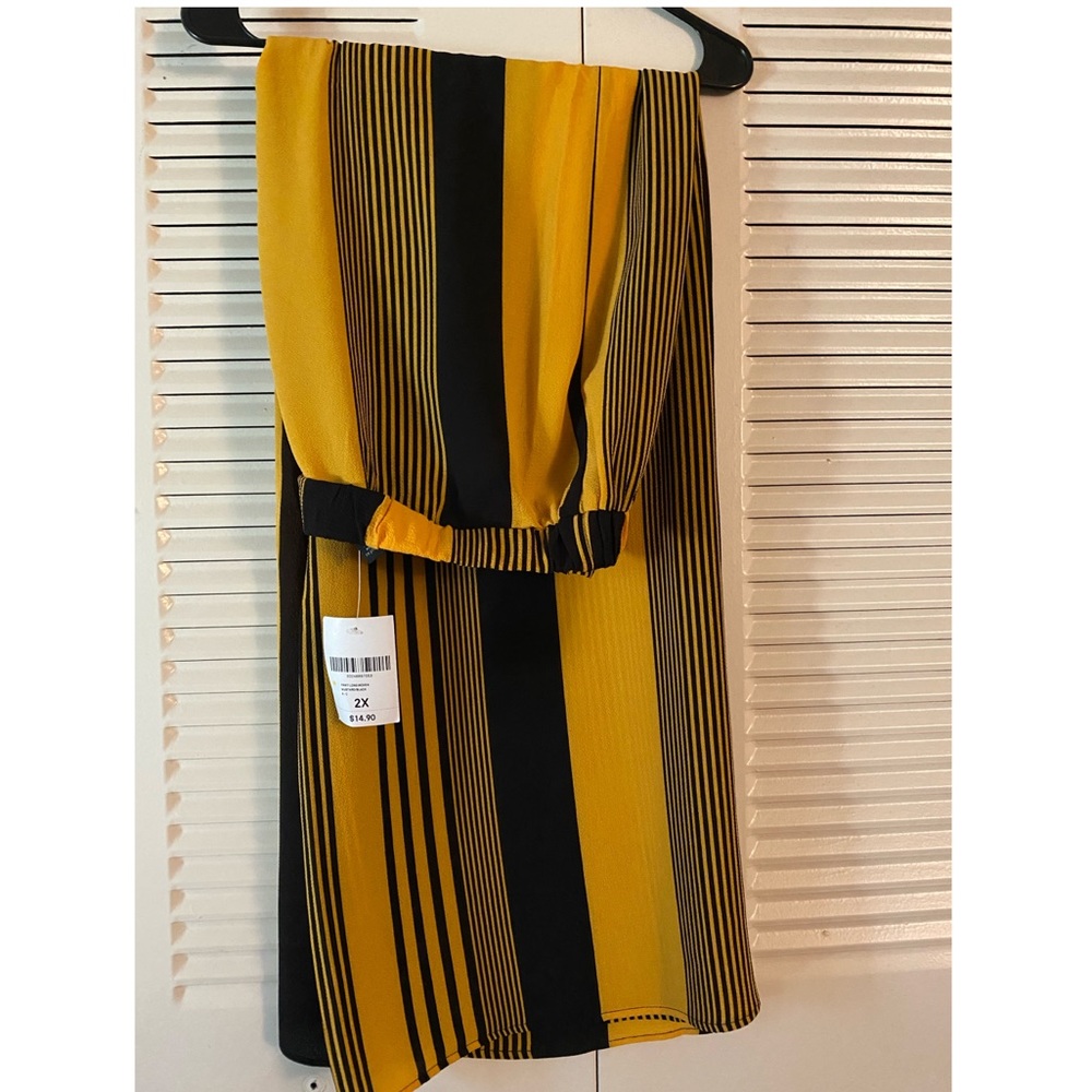 NWT Forever 21 Plus Stripe Crepe Pants.
